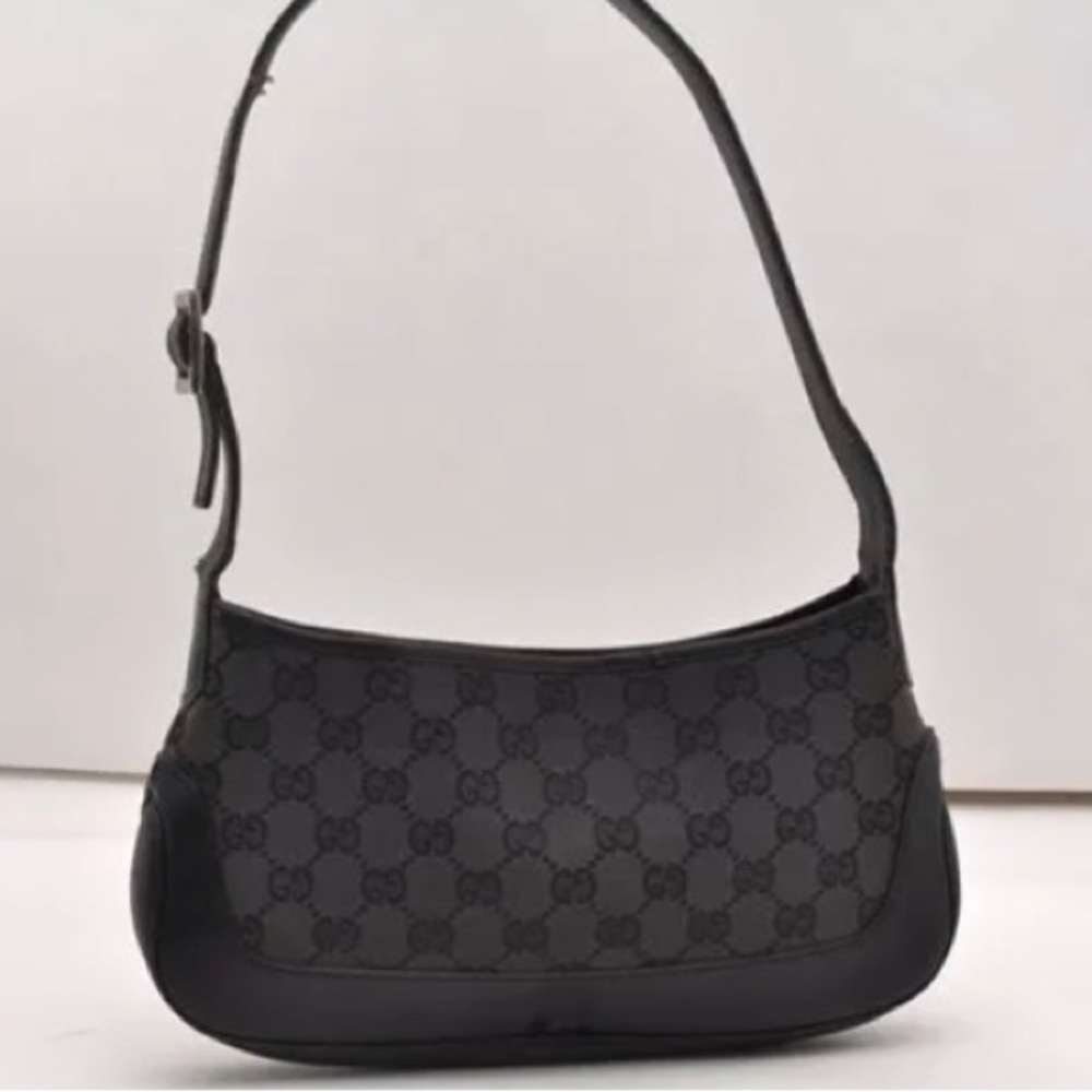 Small shoulder Gucci bag